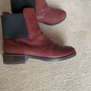 Clarks Women's Bordeaux Leather Ankle Booties with Black Elastic